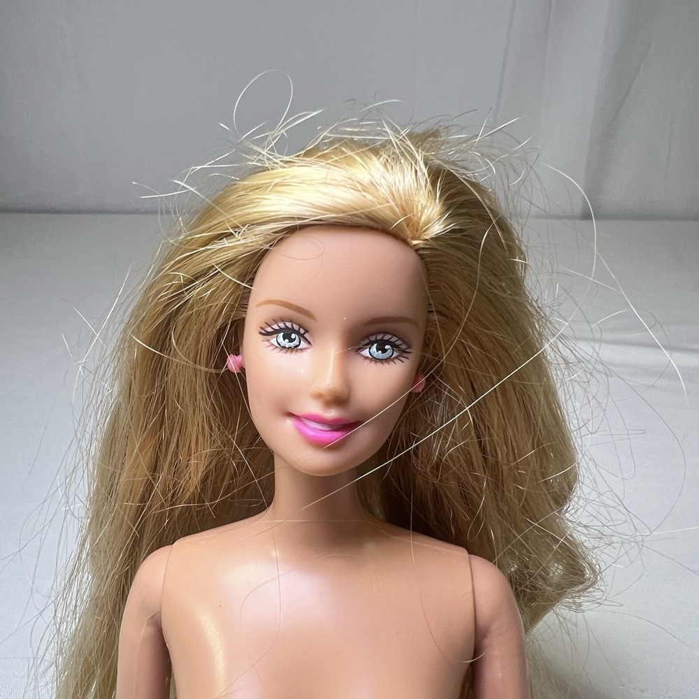 Sunshine Fun Barbie Doll Mattel New Blonde Blue Eyes Pink Earrings And Ring